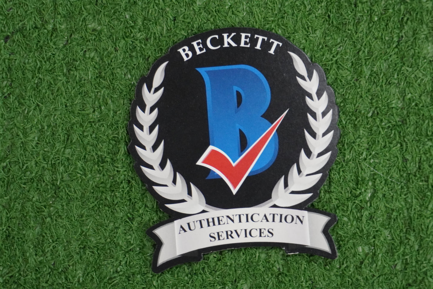 KEVIN VON ERICH JOHN TATUM MISSY HYATT SIGNED 8x10 PHOTO BAS COA