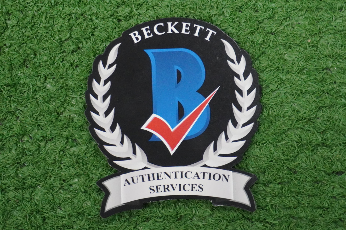 KEVIN VON ERICH SIGNED 8x10 PHOTO w/Kerry BAS COA