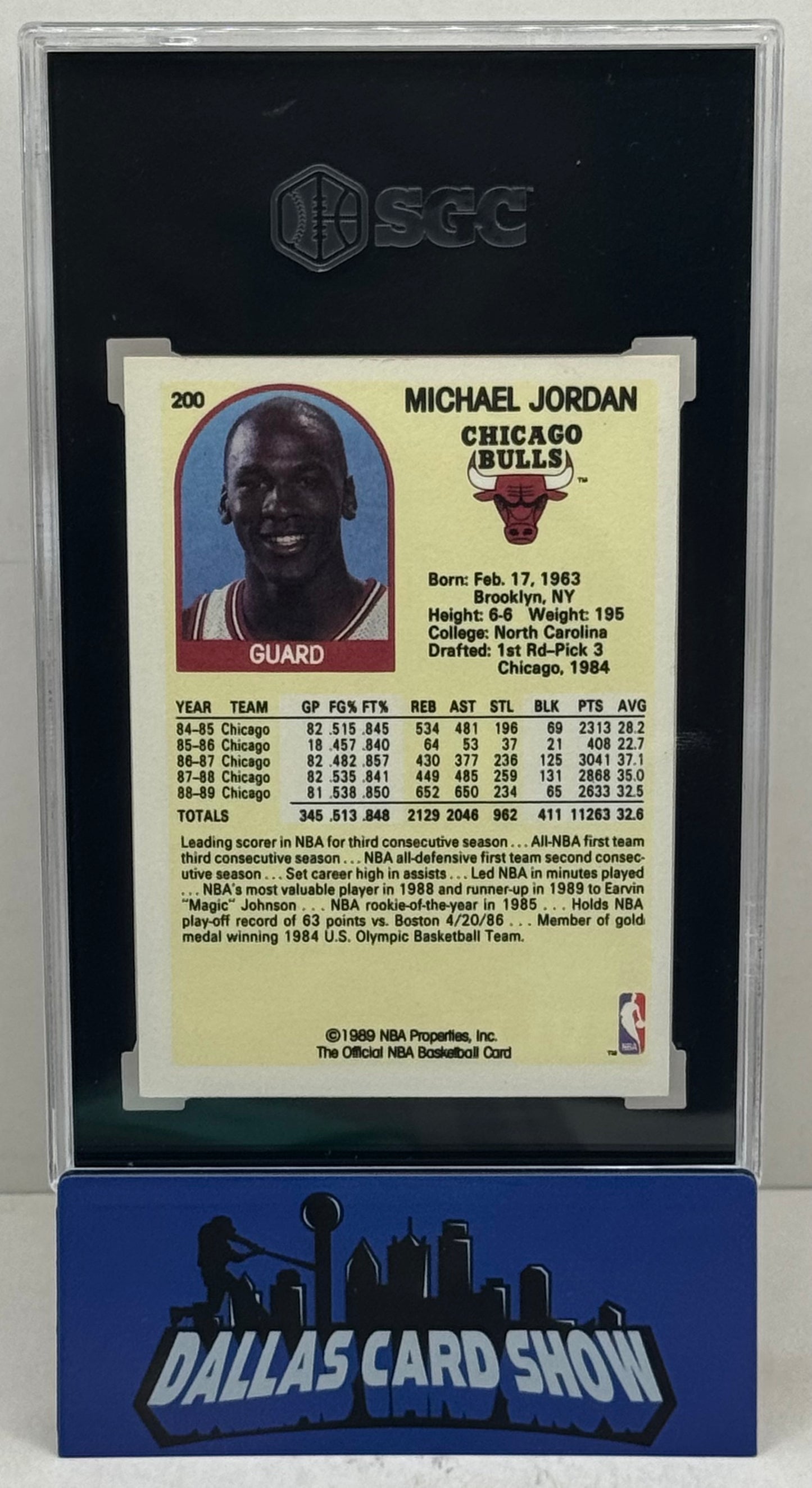 1989-90 NBA Hoops #200 Michael Jordan SGC 9.5