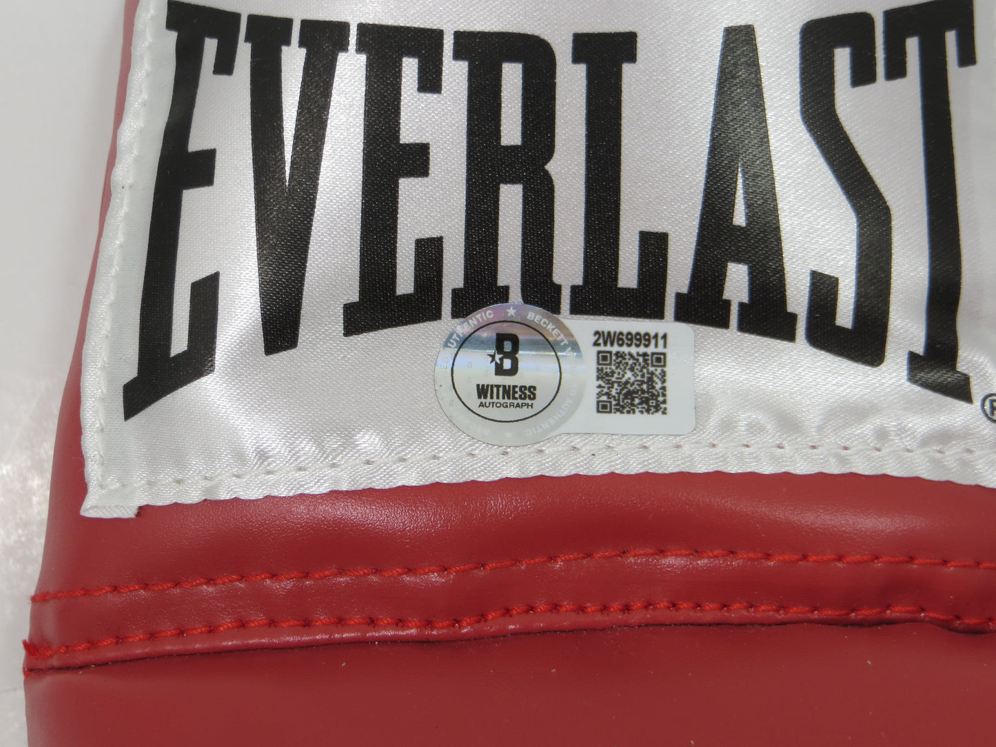 DEONTAY WILDER SIGNED EVERLAST BOXING GLOVE BAS COA