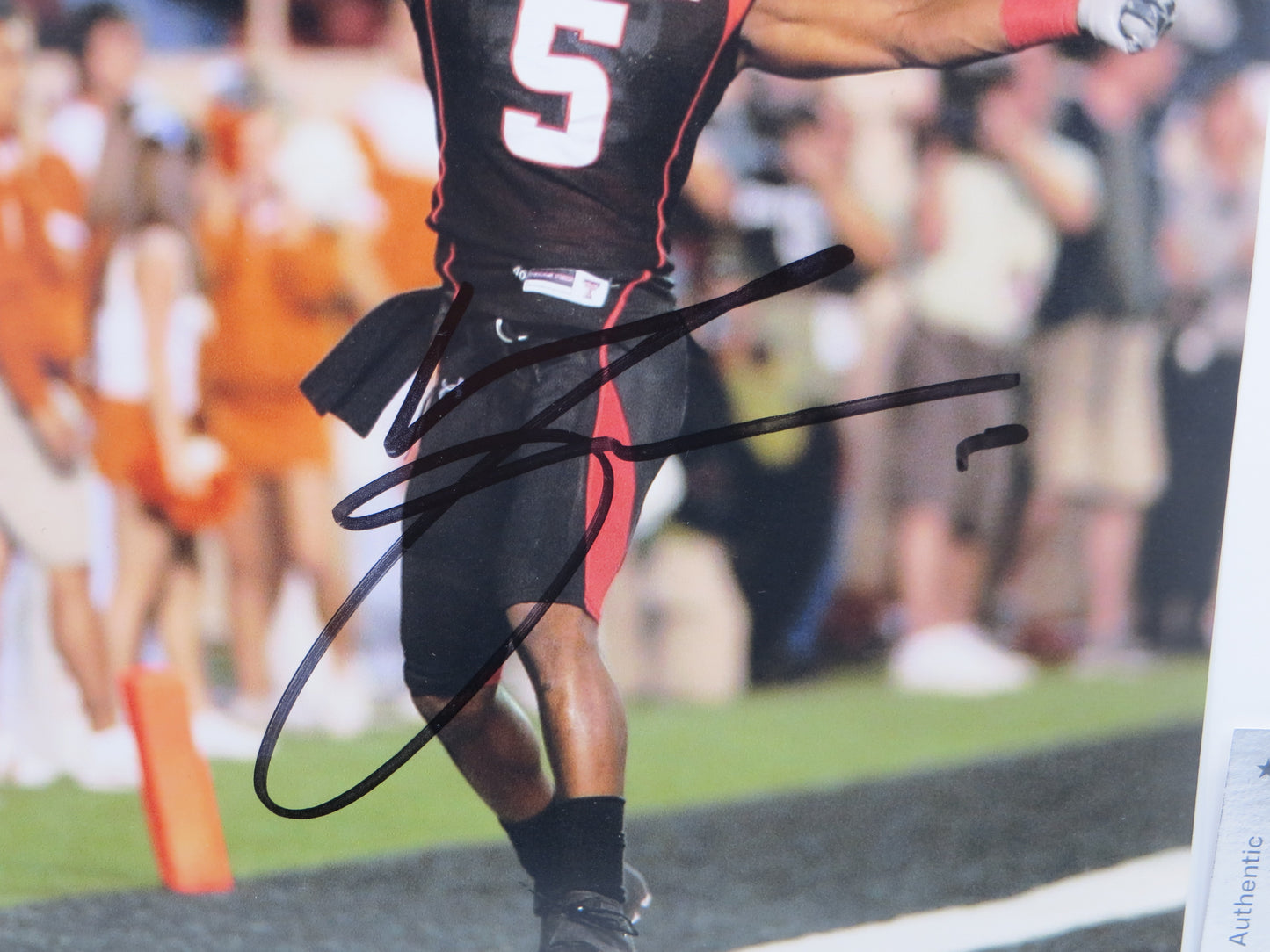 MICHAEL CRABTREE Texas Tech Red Raiders SIGNED 8x10 Touchdown PHOTO BAS COA