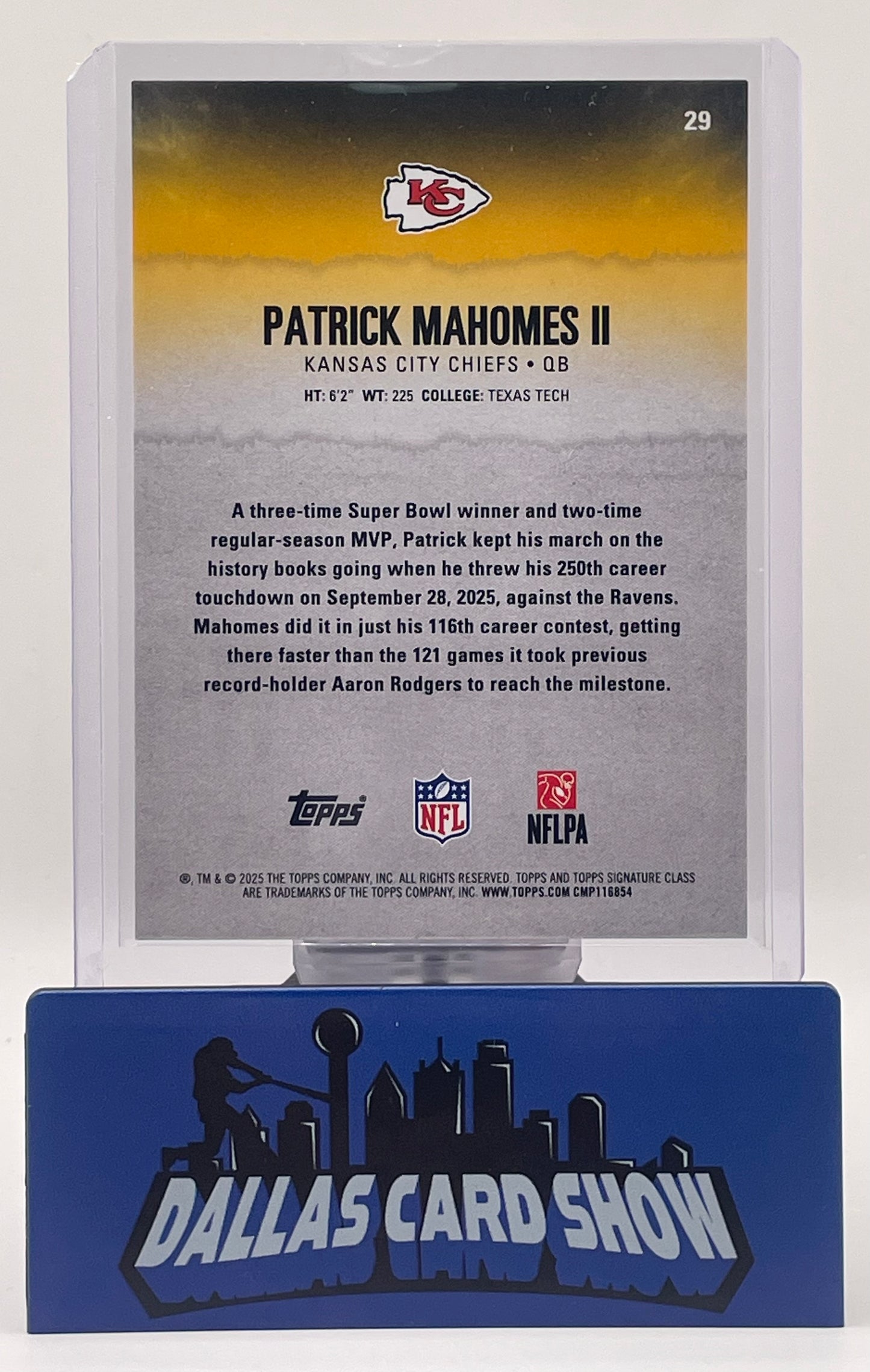 2025 Topps Signature Class Football Patrick Mahomes II Orange Lava /50 #29