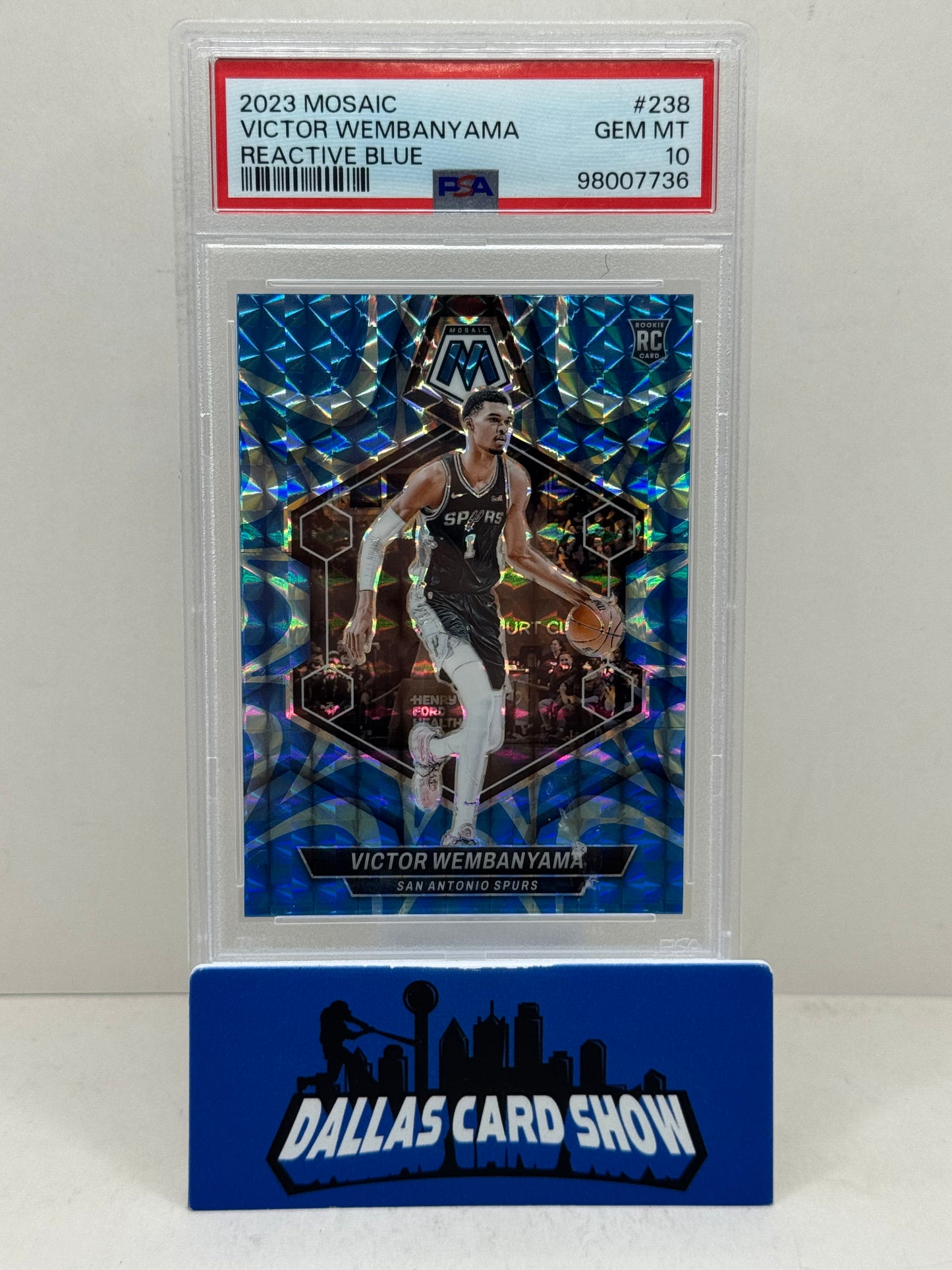 2023 Panini Mosaic #238 Victor Wembanyama Reactive Blue PSA 10 Spurs