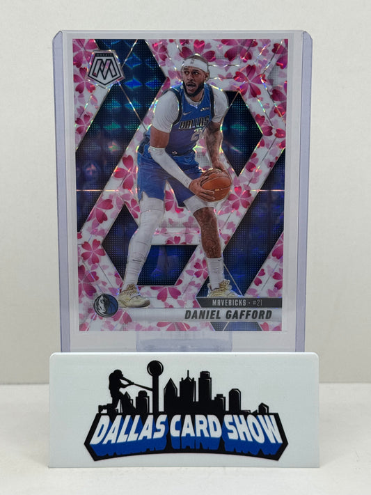 2024-25 Panini Mosaic #55 Daniel Gafford Choice Cherry Blossom /20