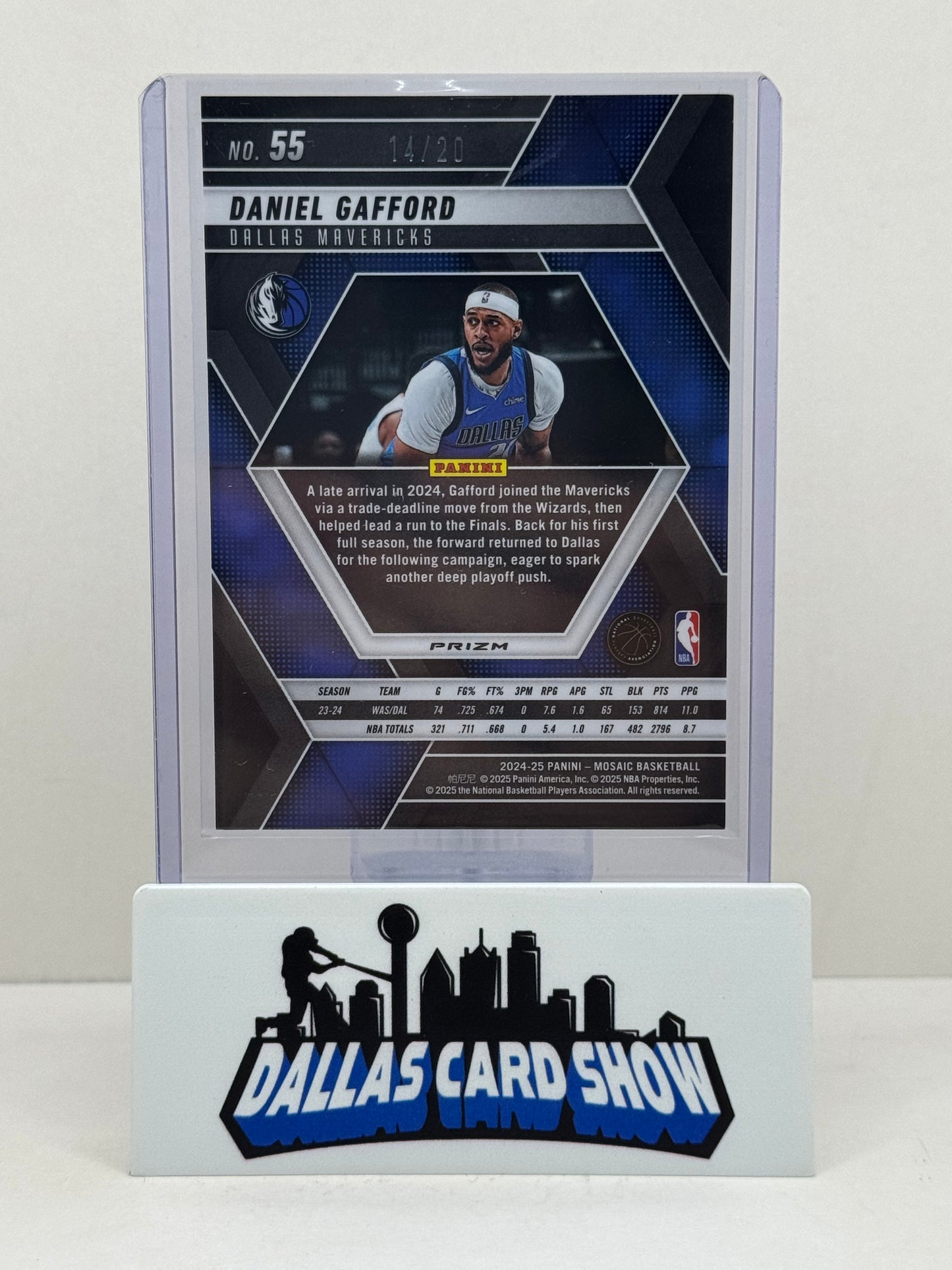 2024-25 Panini Mosaic #55 Daniel Gafford Choice Cherry Blossom /20