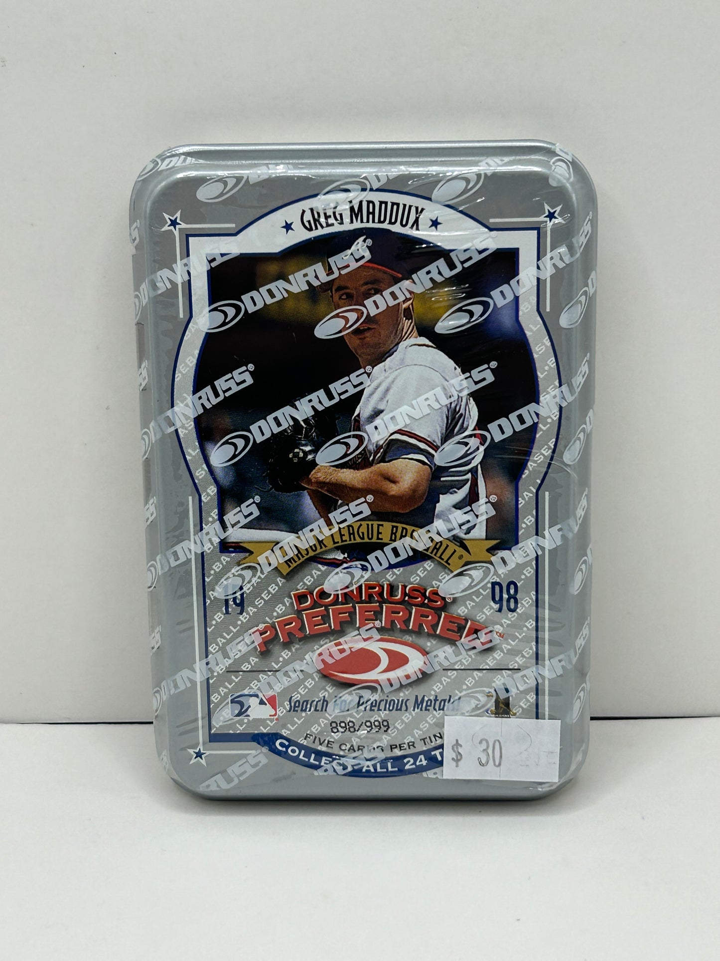 1998 Donruss Preferred Greg Maddux Tin #898/999 5 Cards Per Tin