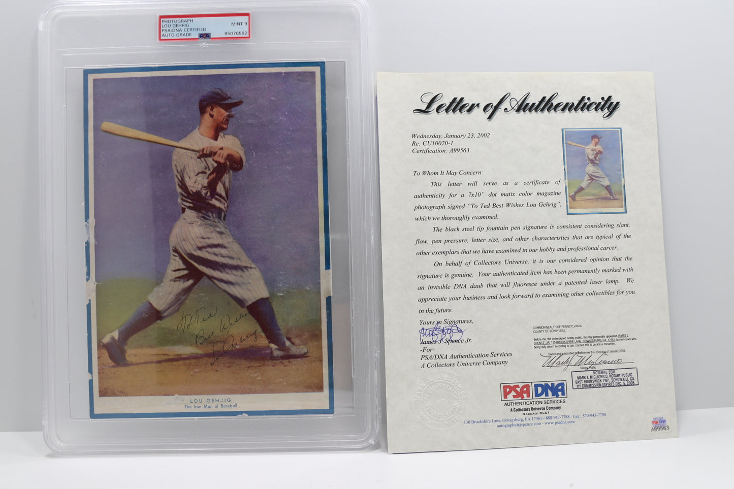 LOU GEHRIG SIGNED NEW YORK YANKEES 7x10 PUBLICATION PHOTO PSA LOA Auto Grade 9