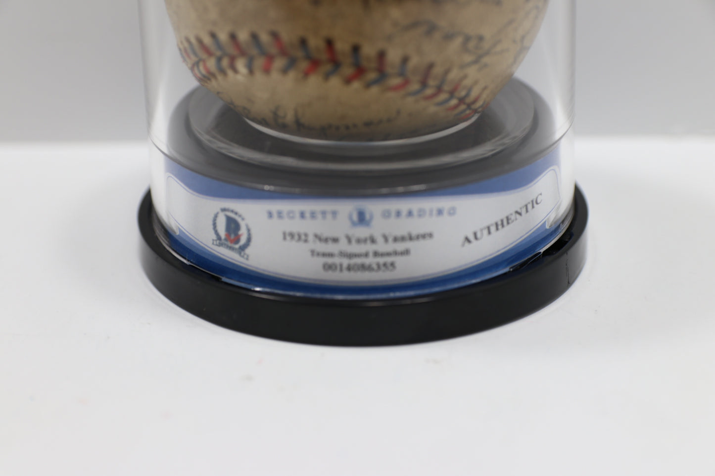 1932 New York Yankees St. Louis Cardinals SIGNED BASEBALL BABE RUTH LOU GEHRIG BAS