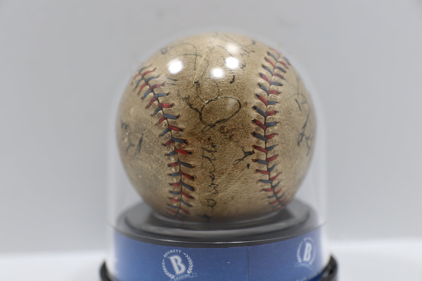 1932 New York Yankees St. Louis Cardinals SIGNED BASEBALL BABE RUTH LOU GEHRIG BAS