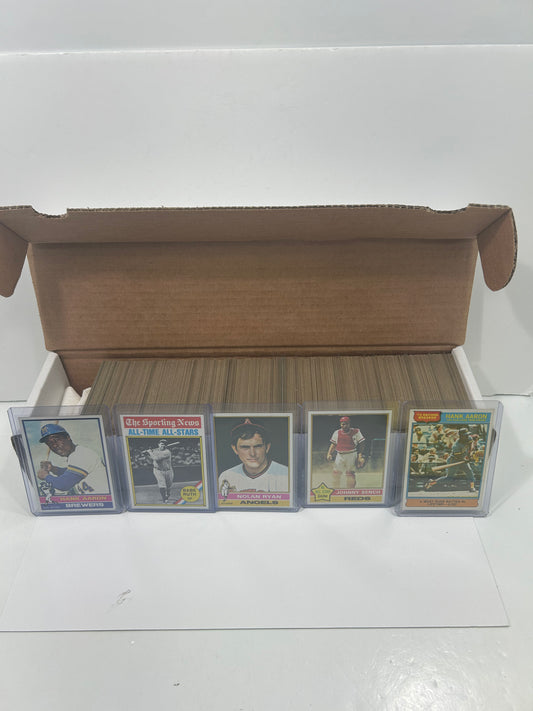 1976 Topps Baseball w/Traded Complete Set (704) Brett RC Yount RC Aaron