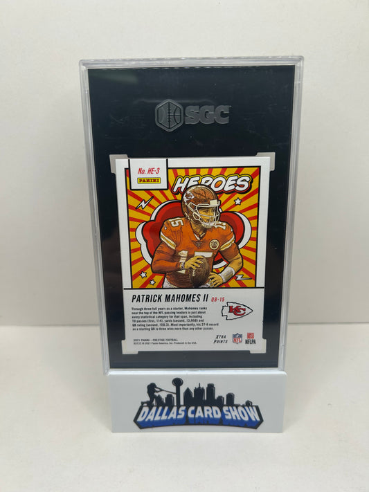 2021 Panini Prestige Patrick Mahomes Heroes Xtra Points Gold /99 SGC 9