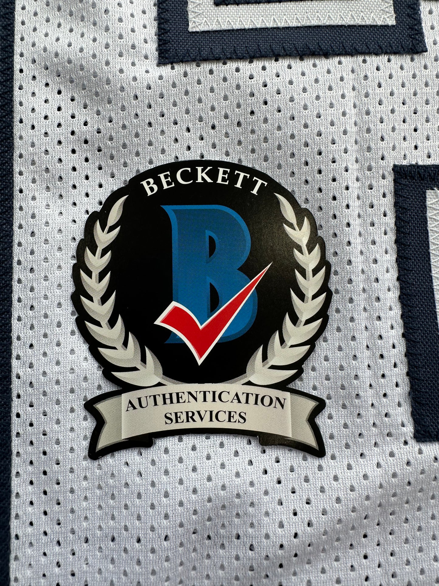 DEMARVION OVERSHOWN SIGNED ALTERNATE GAME JERSEY Dallas Cowboys BAS