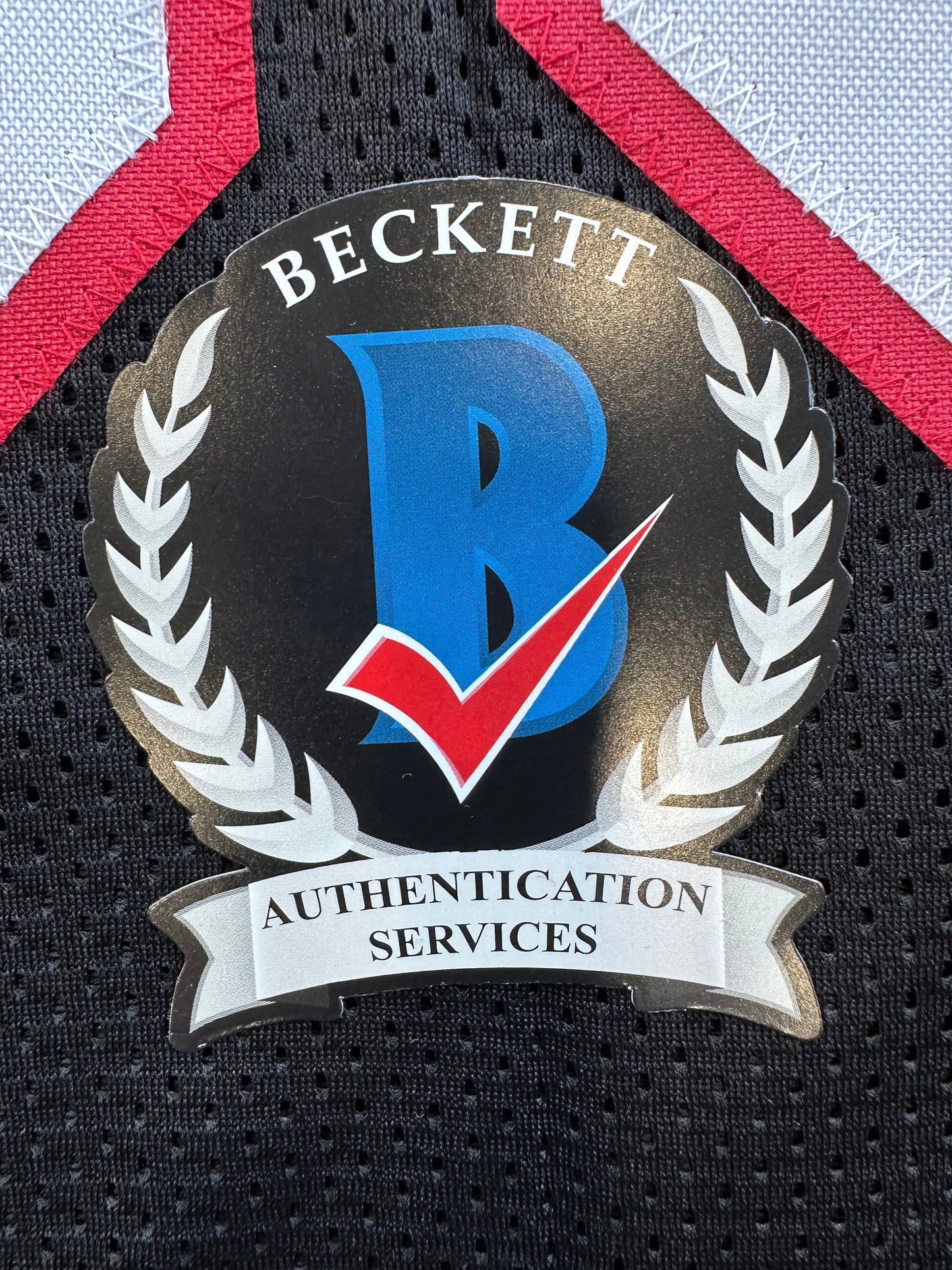 ZACH THOMAS SIGNED BLACK FOOTBALL JERSEY Texas Tech Raiders BAS