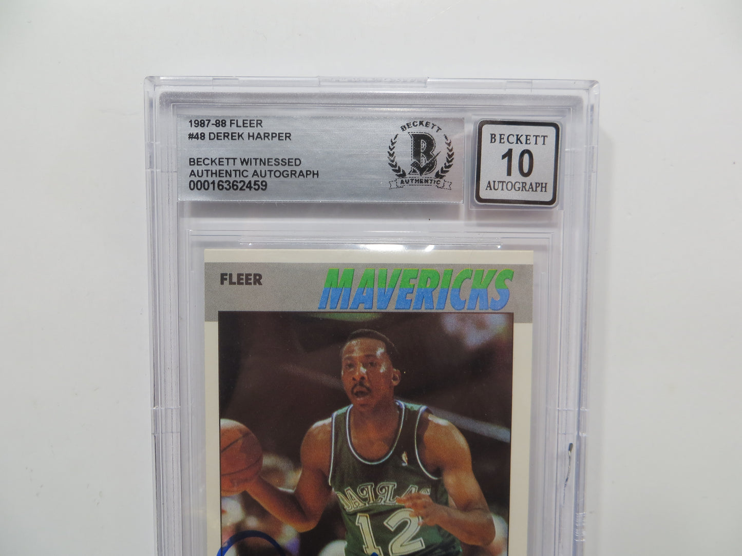 DEREK HARPER SIGNED BGS BAS SLAB 1987 FLEER #48 Auto 10 DALLAS MAVERICKS