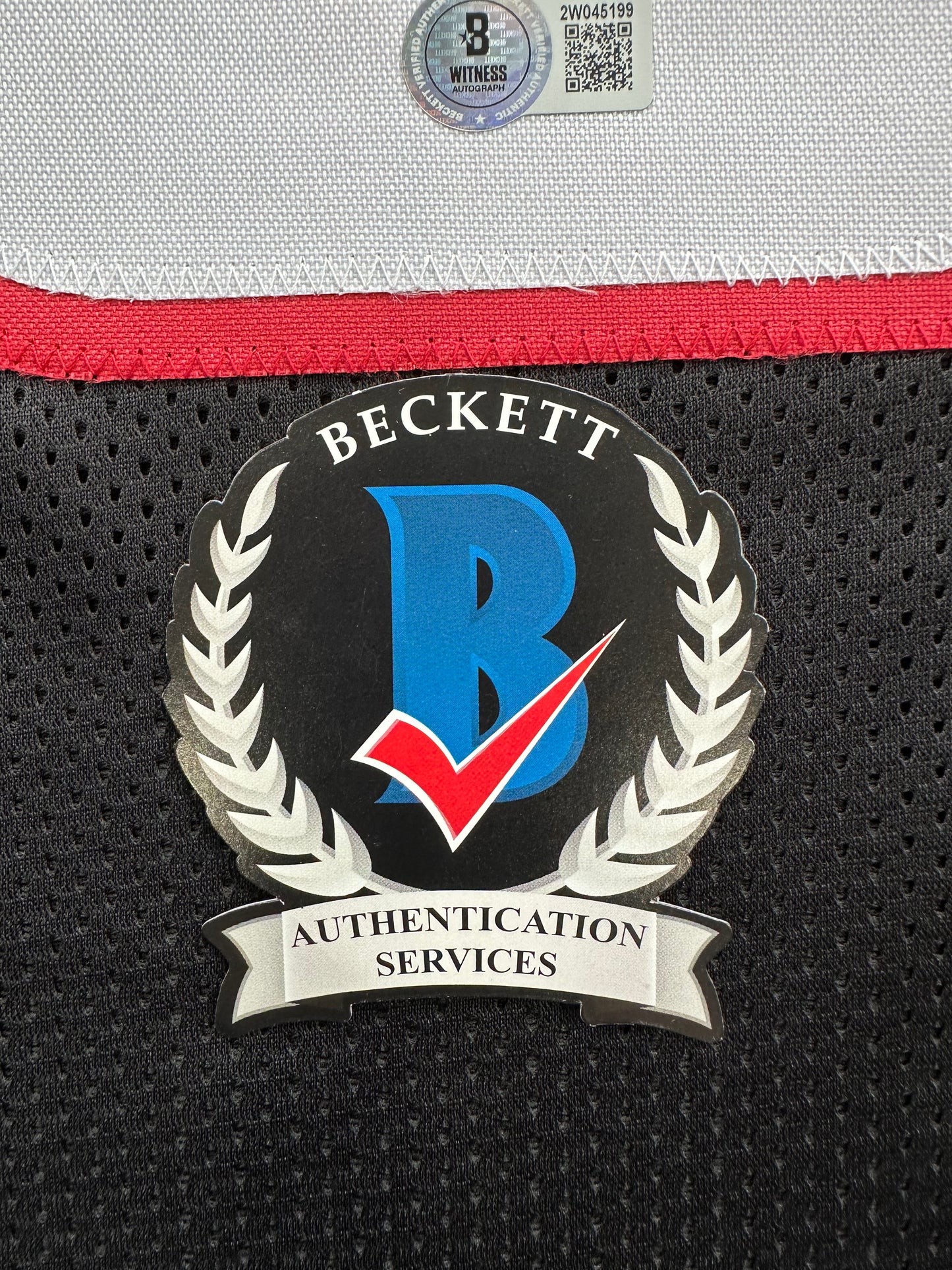 MICHAEL CRABTREE SIGNED RED AND BLACK JERSEY Texas Tech Raiders XL BAS