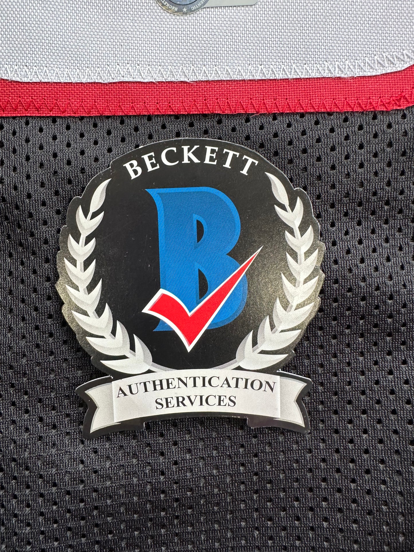 MICHAEL CRABTREE SIGNED RED AND BLACK JERSEY Texas Tech Raiders 2XL BAS