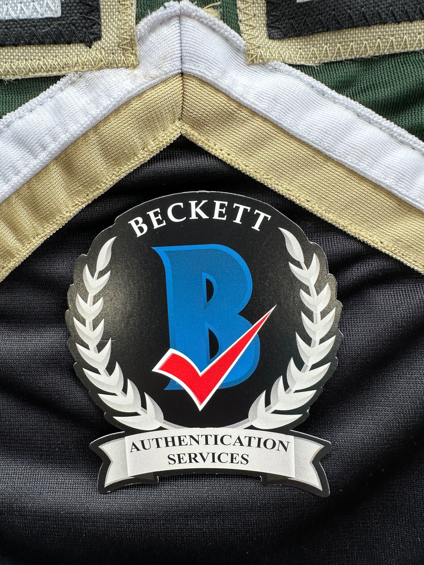 BRETT HULL SIGNED GREEN HOCKEY JERSEY Dallas Stars BAS