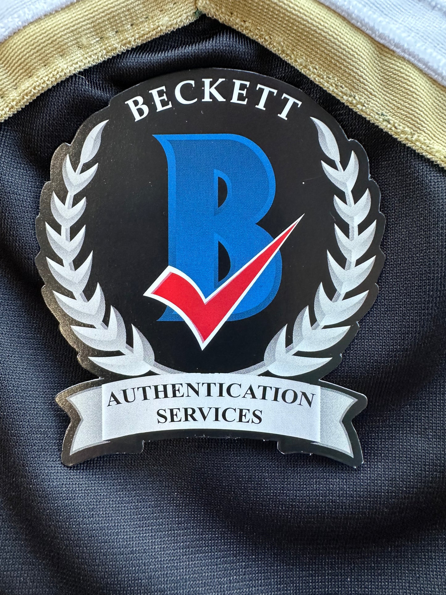 MIKE MODANO SIGNED GREEN HOCKEY JERSEY DALLAS STARS w/"HOF 14" BAS COA