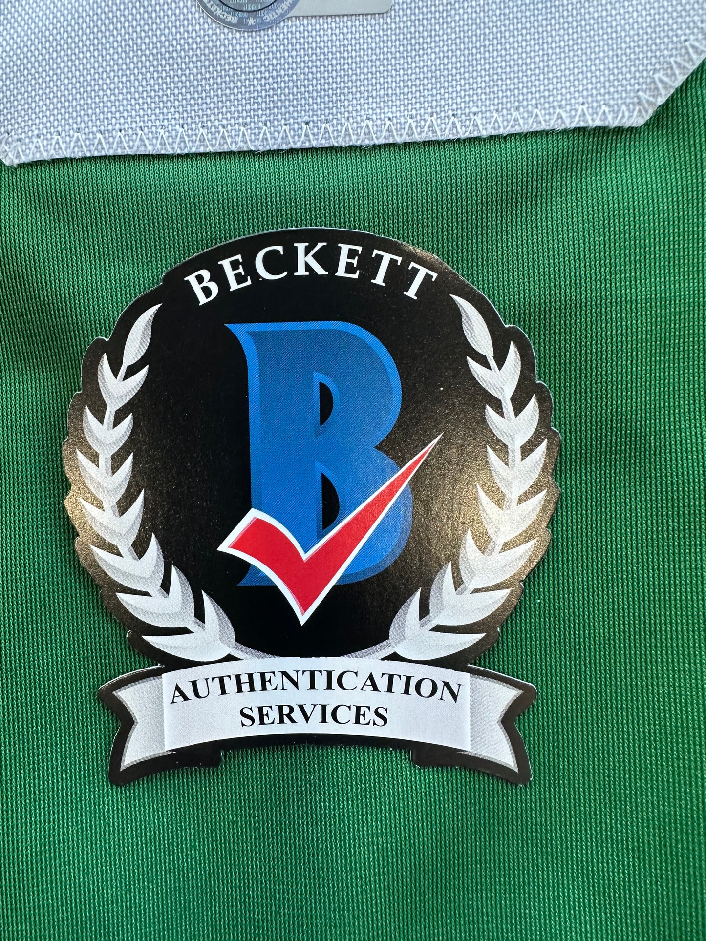 MIKE MODANO SIGNED GREEN HOCKEY JERSEY XL Dallas Stars BAS COA