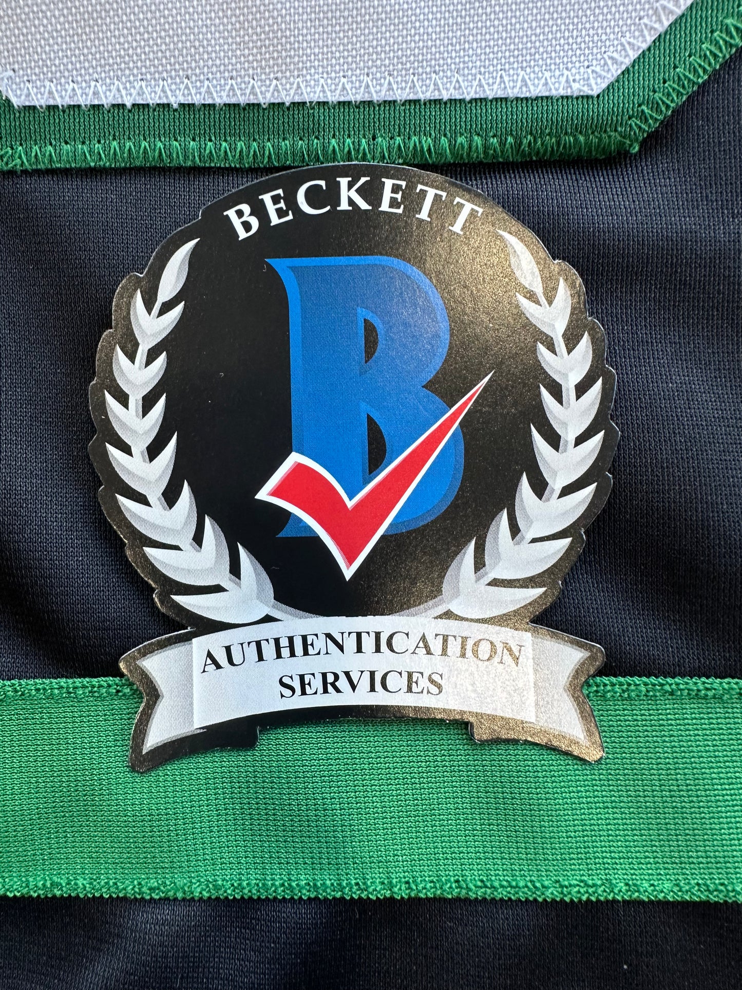 MIKE MODANO SIGNED BLACK HOCKEY JERSEY XL Dallas Stars BAS COA