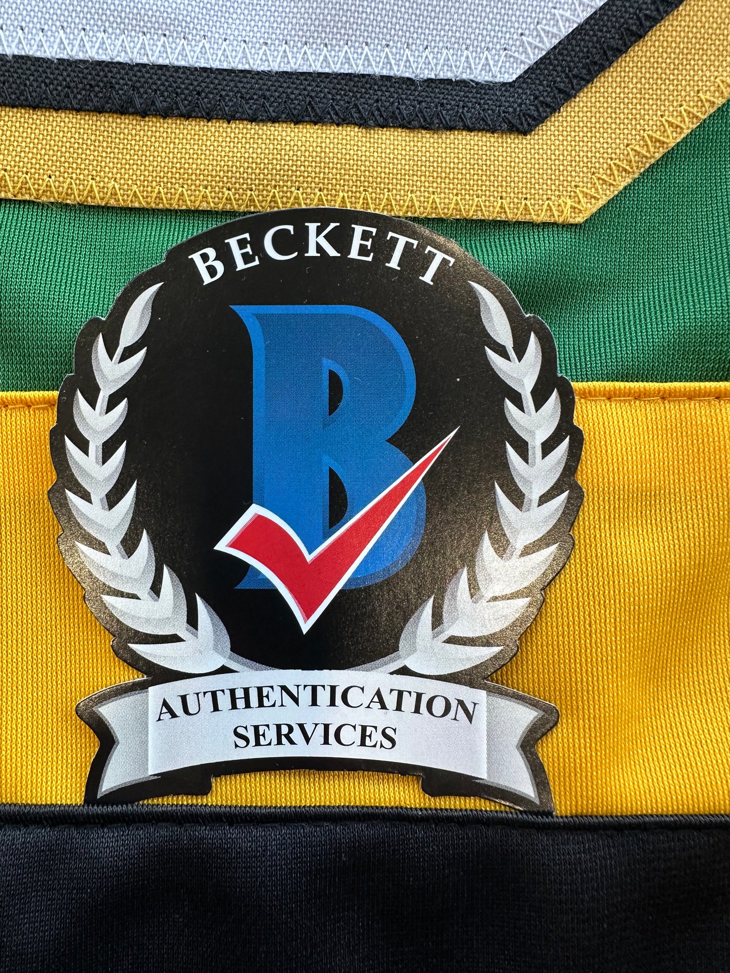 MIKE MODANO SIGNED CCM HOCKEY JERSEY XL Minnesota North Stars BAS COA