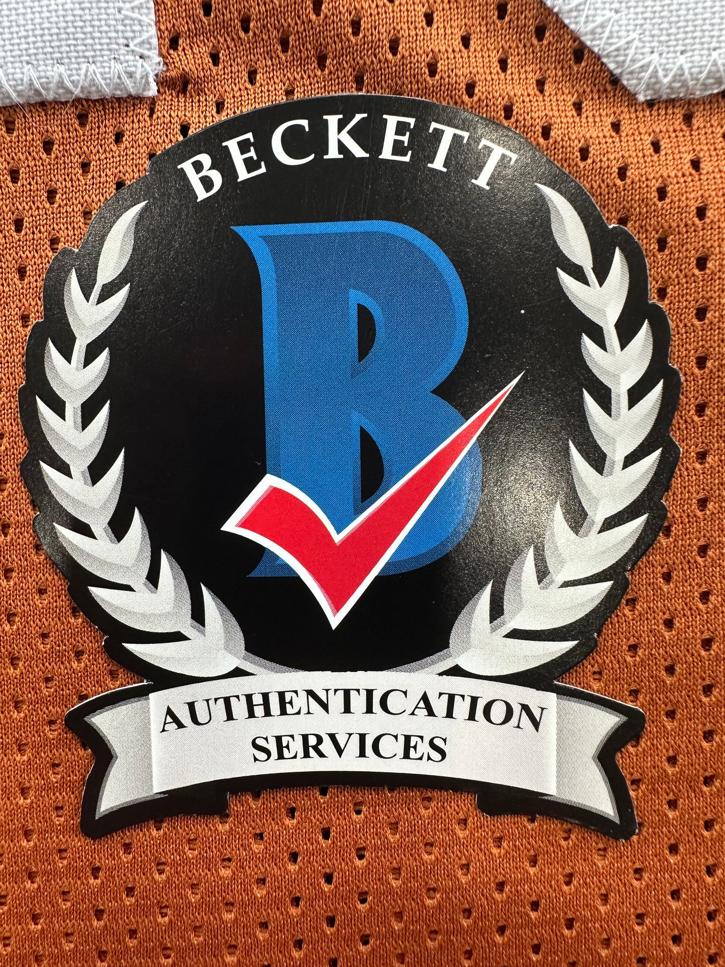 EARL CAMPBELL SIGNED ORANGE FOOTBALL JERSEY Texas Longhorns Medium BAS COA