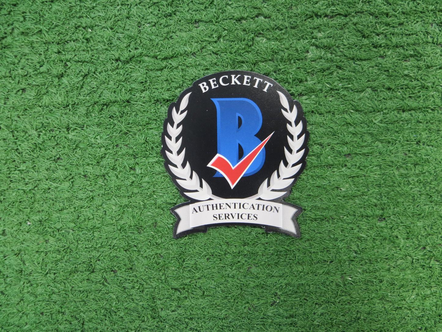 MICHAEL YOUNG TEXAS RANGERS SIGNED 11x14 PHOTO BAS COA