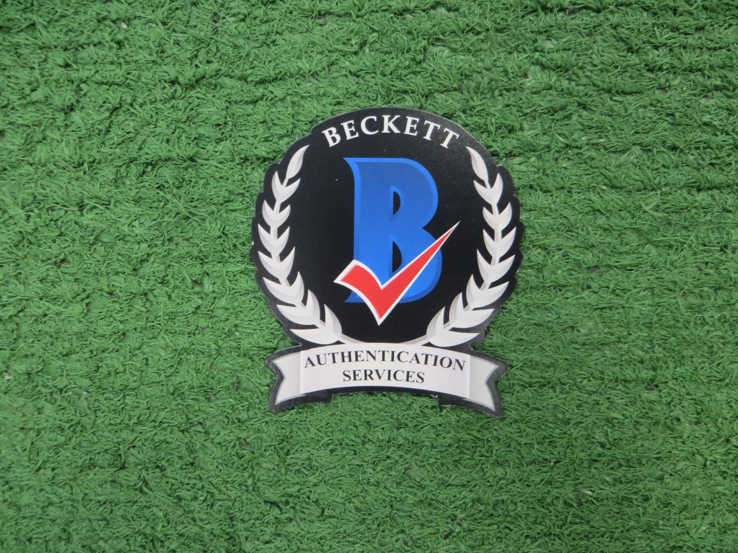 MICHAEL YOUNG TEXAS RANGERS SIGNED 11x14 PHOTO BAS COA