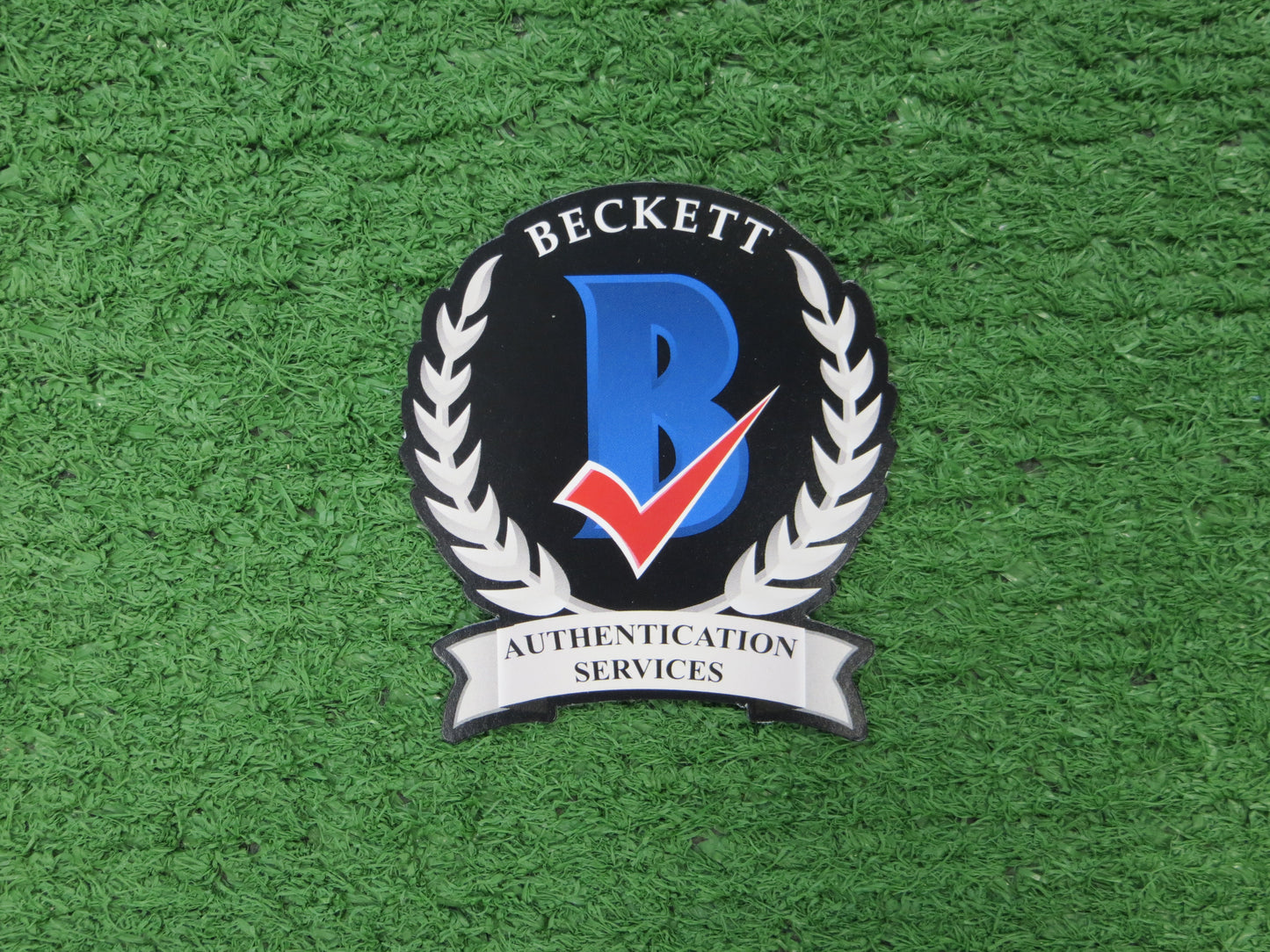 MICHAEL YOUNG TEXAS RANGERS SIGNED 11x14 PHOTO BAS COA