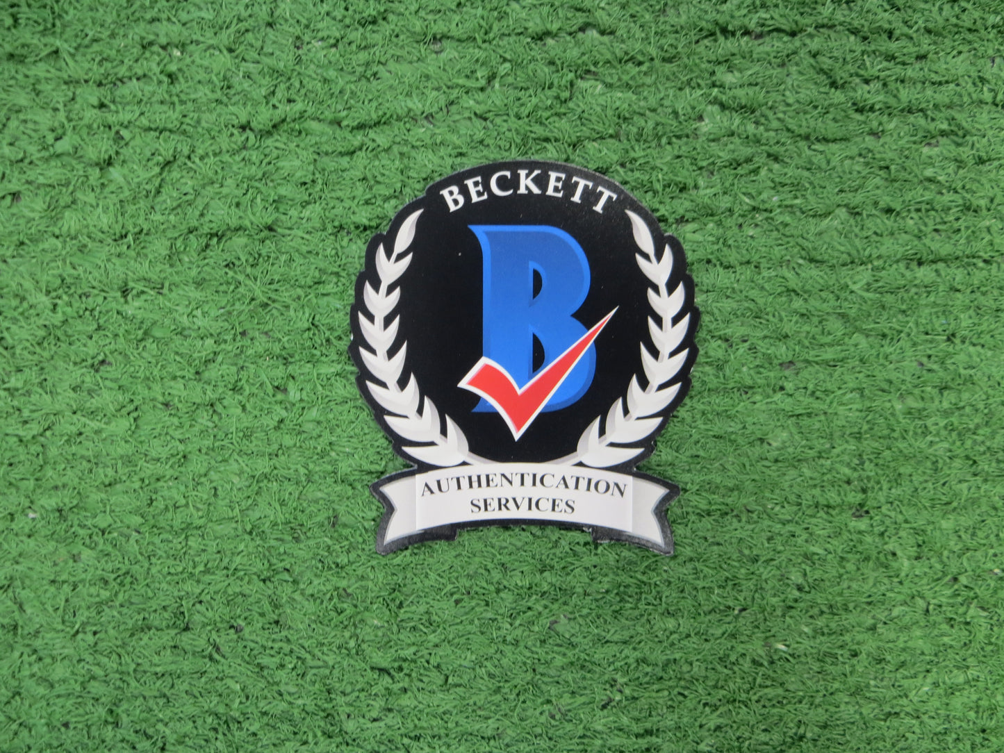 MICHAEL YOUNG TEXAS RANGERS SIGNED 11x14 PHOTO BAS COA