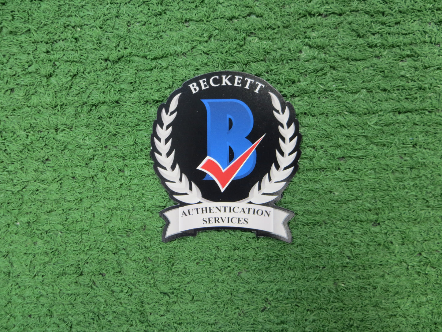 MICHAEL YOUNG TEXAS RANGERS SIGNED 11x14 PHOTO BAS COA