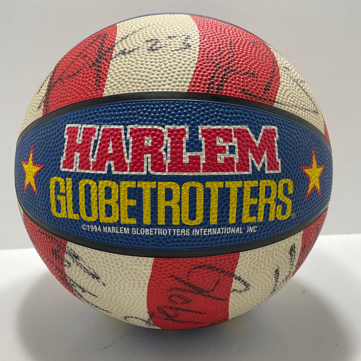 1994 Harlem Globetrotters Autographed Team Basketball