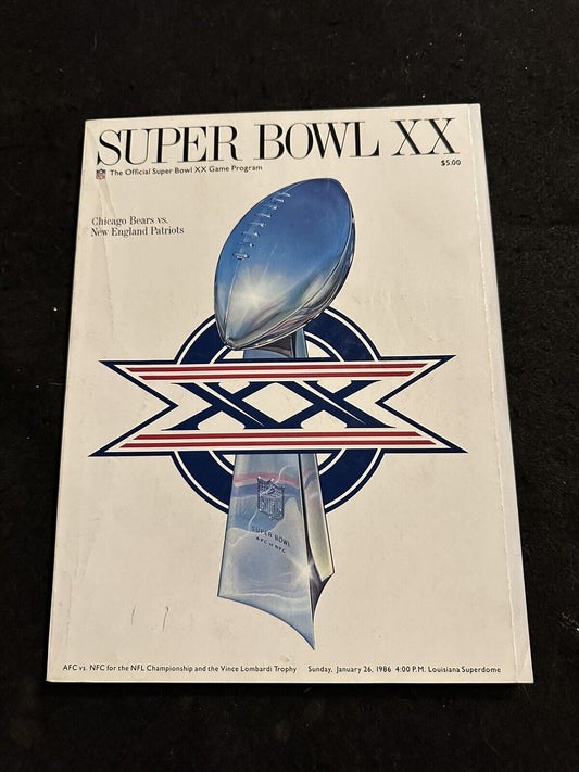 1985 Super Bowl XX Football Program Chicago Bears VS New England Patriots JAN 26