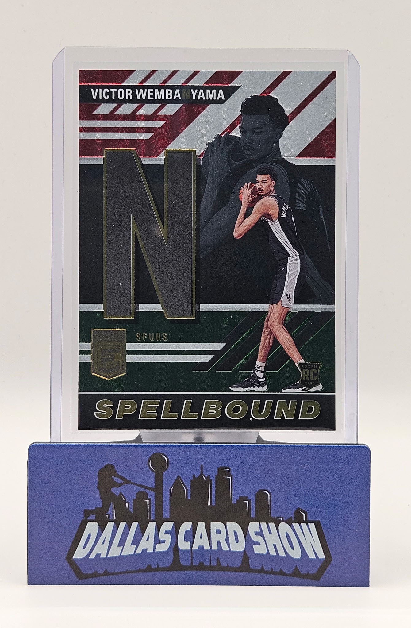 2023-24 Panini Elite #6 Victor Wembanyama Red and Green Spellbound Rookie RC