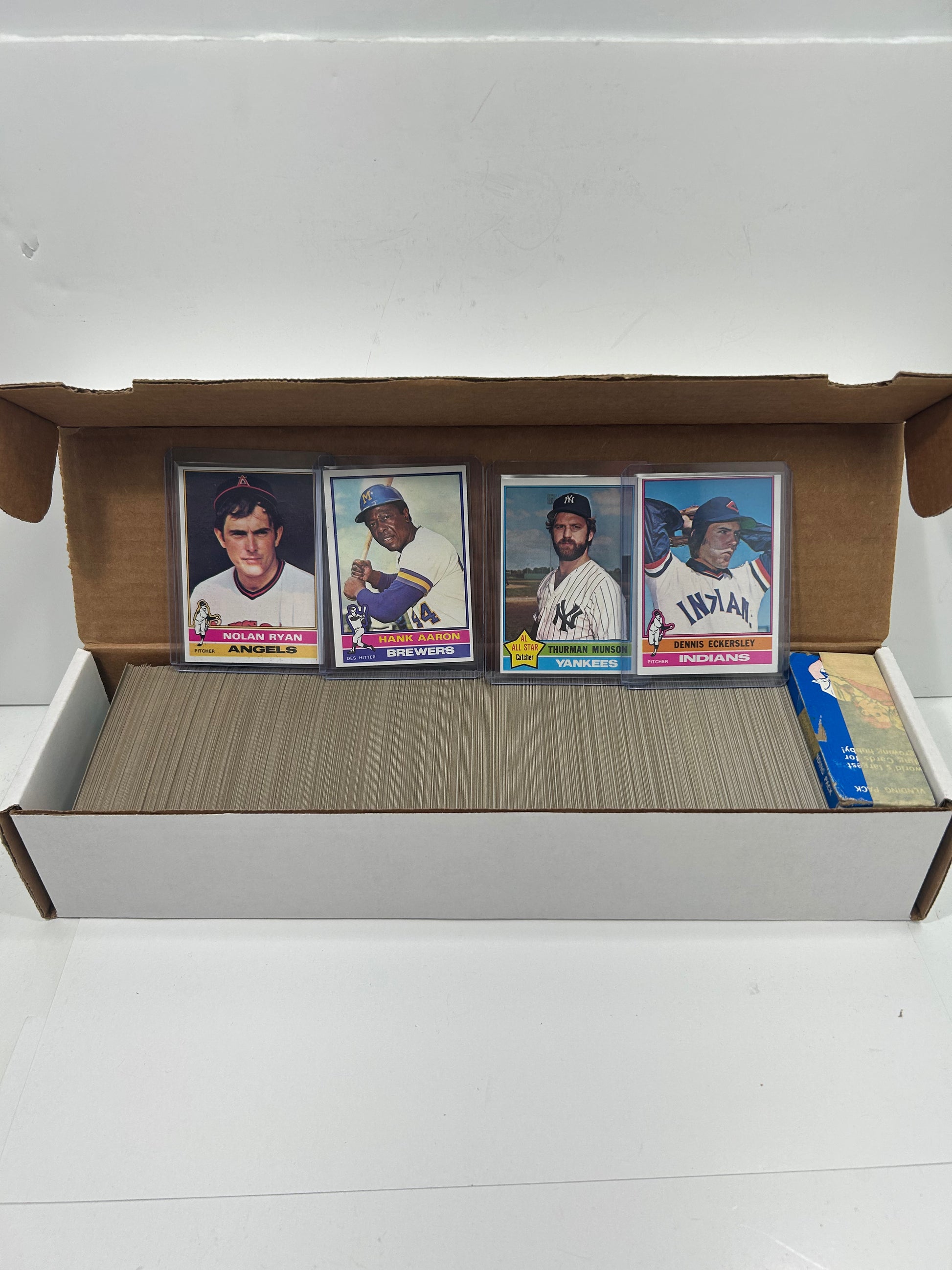 1976 Topps Baseball Complete Set (660) ECKERSLEY ROOKIE RC