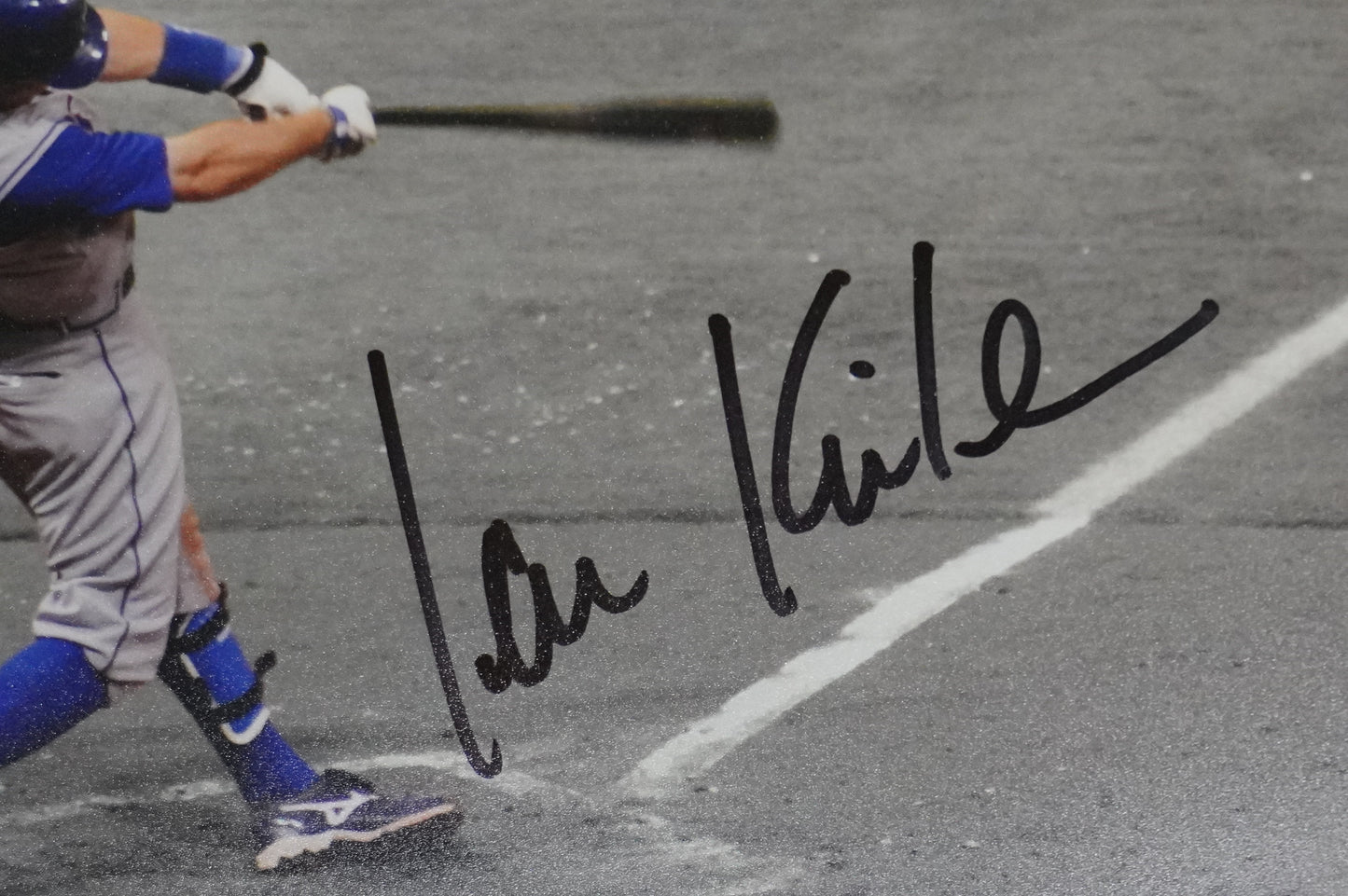 IAN KINSLER Signed 8x10 Photo TEXAS RANGERS BAS COA