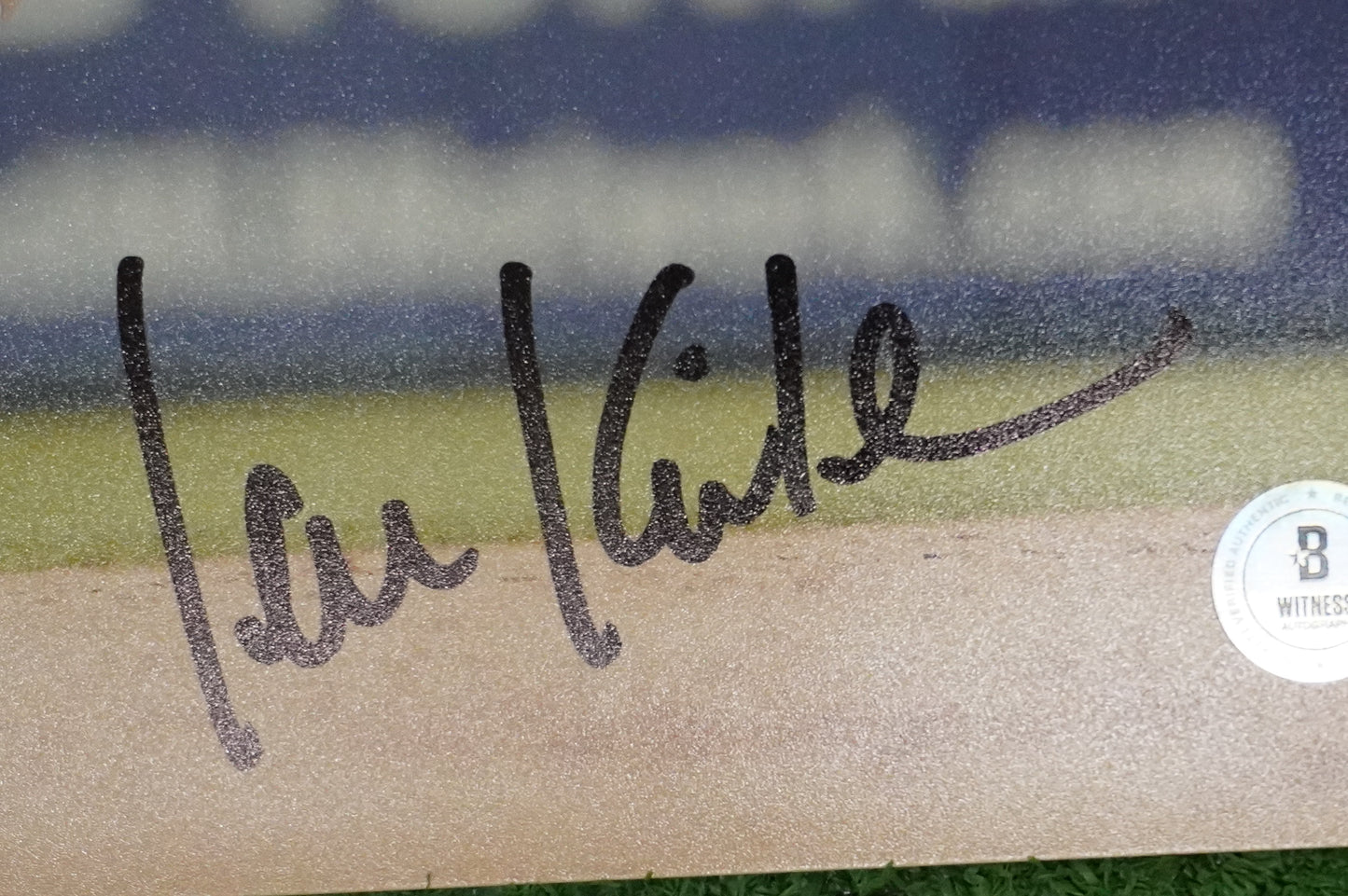 IAN KINSLER Signed 8x10 Photo TEXAS RANGERS BAS COA