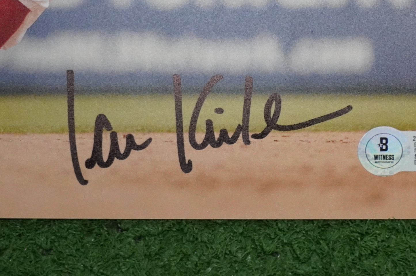 IAN KINSLER Signed 8x10 Photo TEXAS RANGERS BAS COA