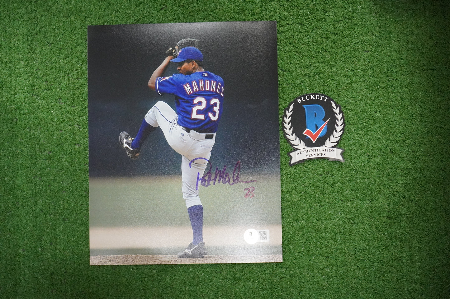 PAT MAHOMES SR. TEXAS RANGERS SIGNED 8x10 PHOTO Twins Chiefs BAS COA