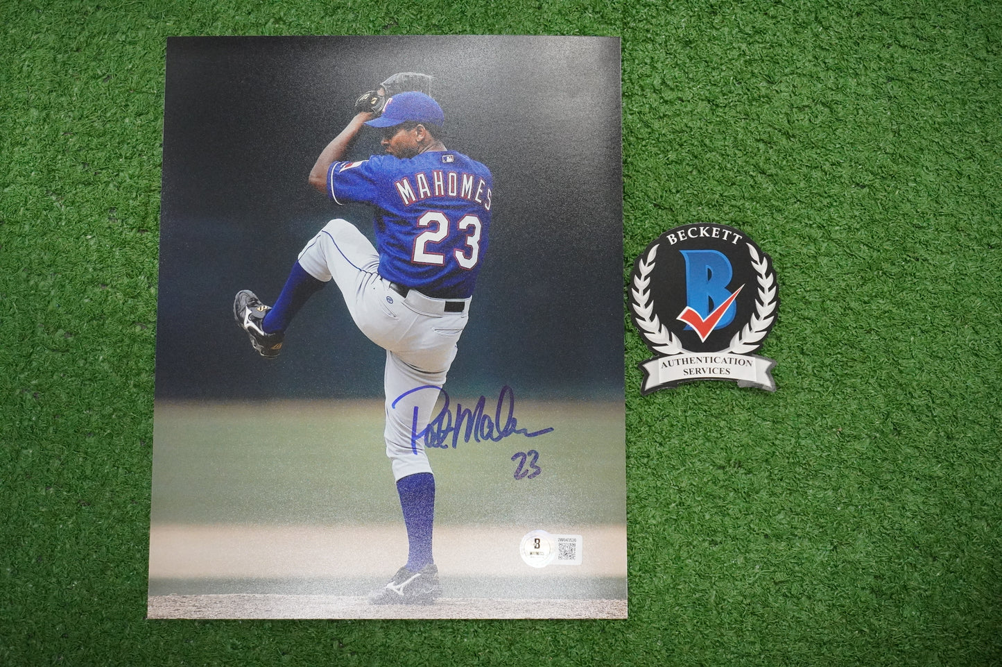 PAT MAHOMES SR. TEXAS RANGERS SIGNED 8x10 PHOTO Twins Chiefs BAS COA