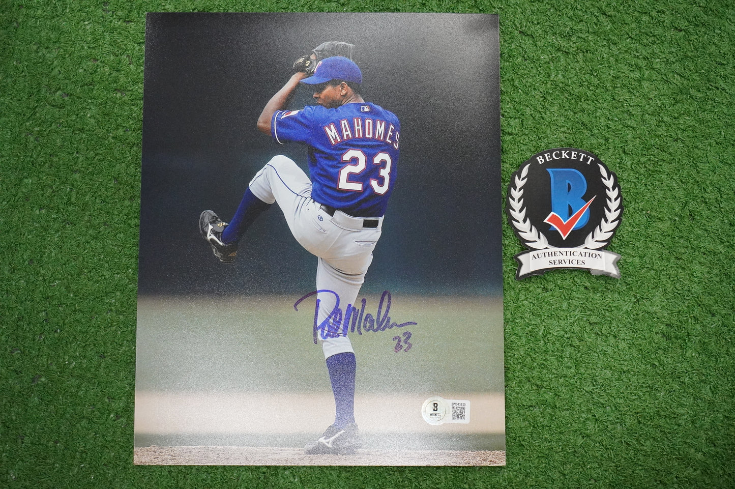 PAT MAHOMES SR. TEXAS RANGERS SIGNED 8x10 PHOTO Twins Chiefs BAS COA