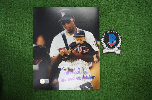 PAT PATRICK MAHOMES SR. SIGNED 8x10 PHOTO w/THE ORIGINAL Twins BAS COA