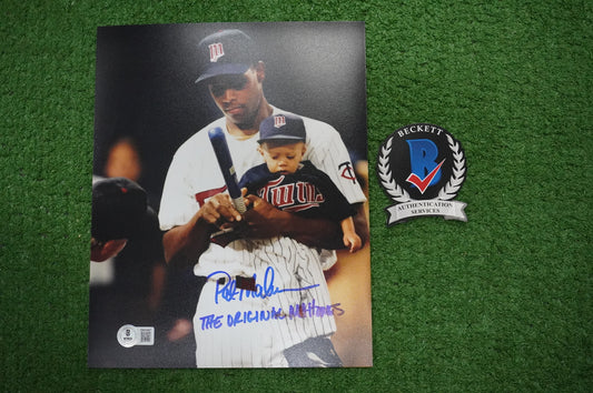PAT PATRICK MAHOMES SR. SIGNED 8x10 PHOTO w/THE ORIGINAL Twins BAS COA