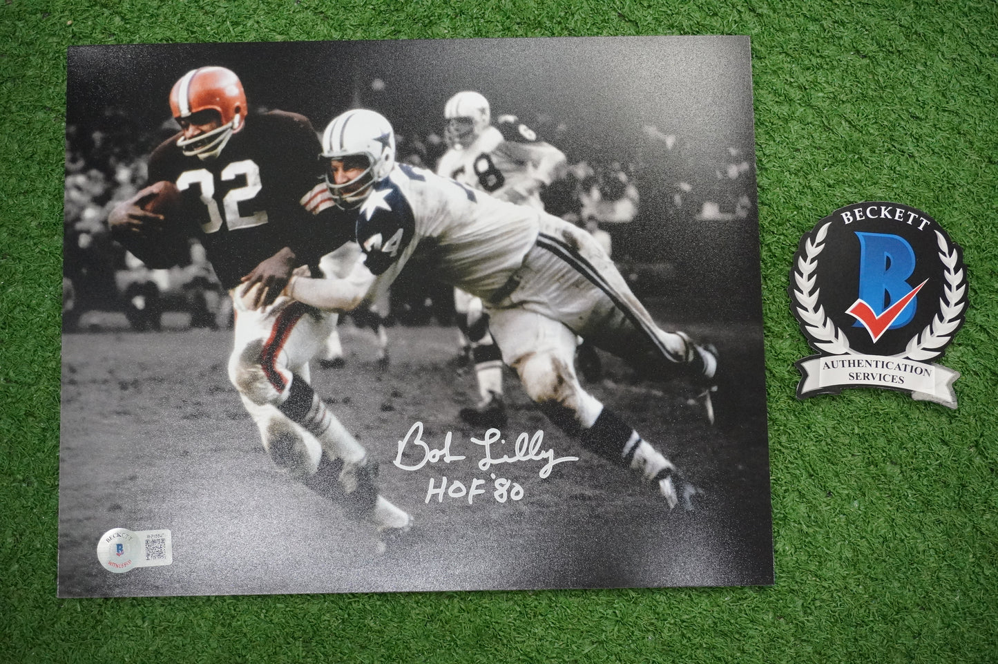 BOB LILLY DALLAS COWBOYS SIGNED 8x10 PHOTO vs JIM BROWN w/HOF 80 BAS COA