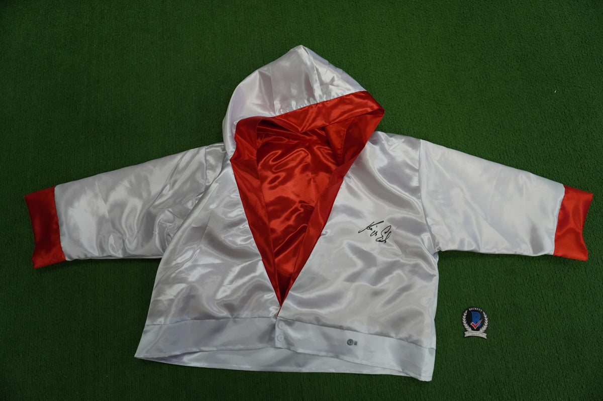 KEVIN VON ERICH SIGNED WHITE RING ROBE BAS COA