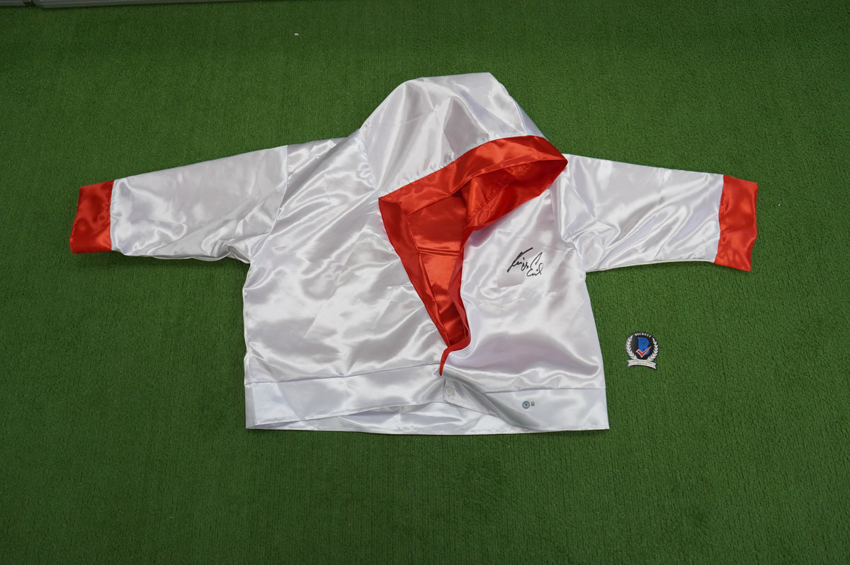 KEVIN VON ERICH SIGNED WHITE RING ROBE BAS COA