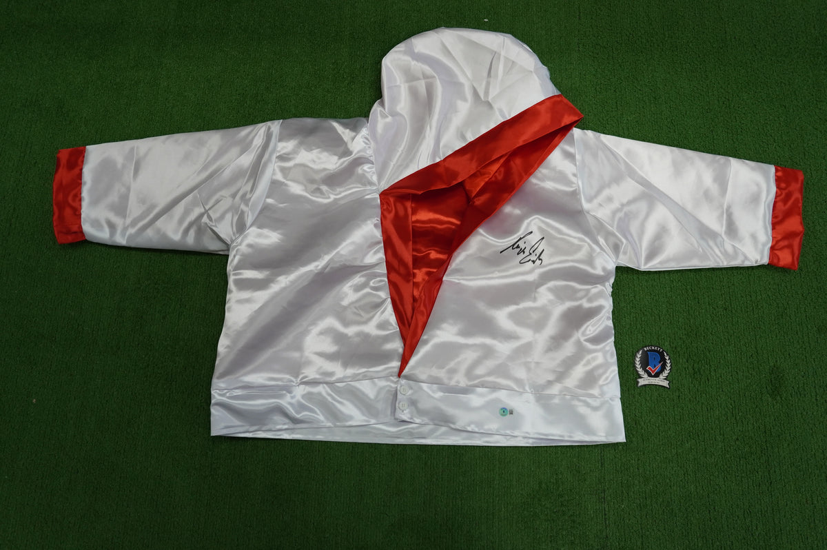 KEVIN VON ERICH SIGNED WHITE RING ROBE BAS COA