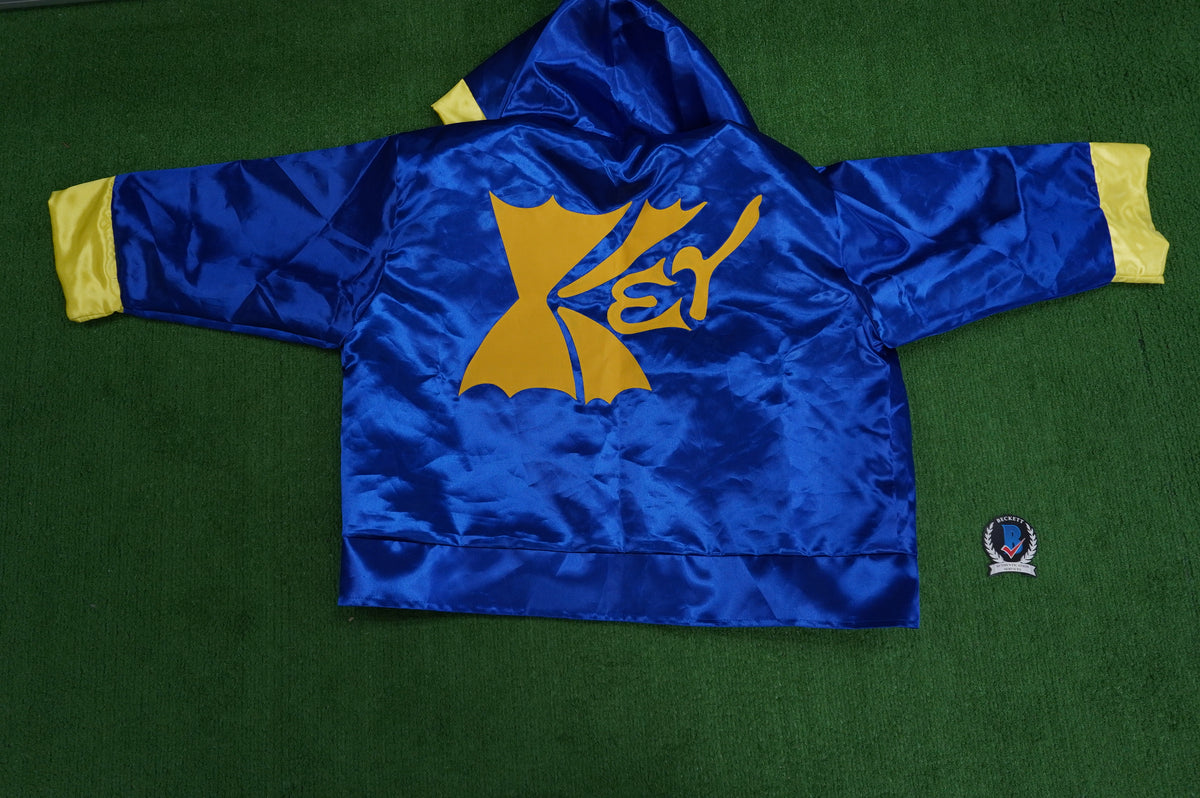 KEVIN VON ERICH SIGNED BLUE RING ROBE w/Iron Claw BAS COA