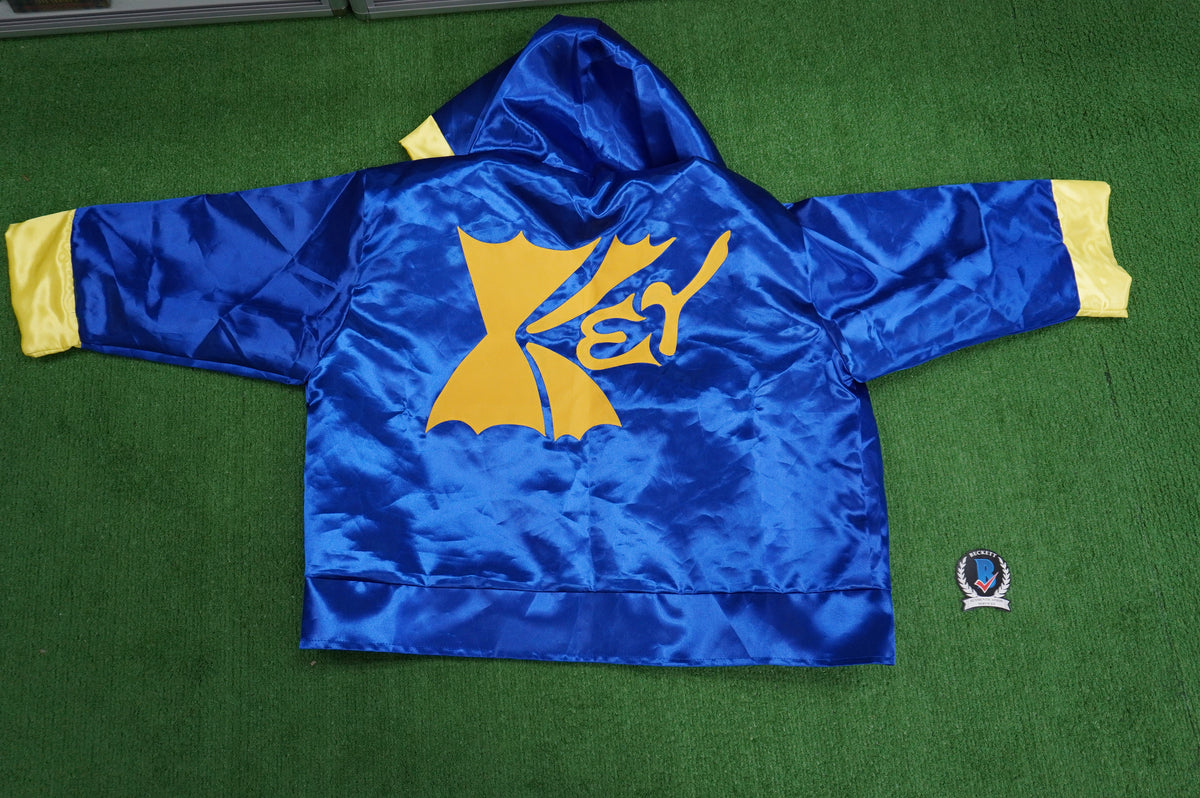KEVIN VON ERICH SIGNED BLUE RING ROBE w/Iron Claw BAS COA