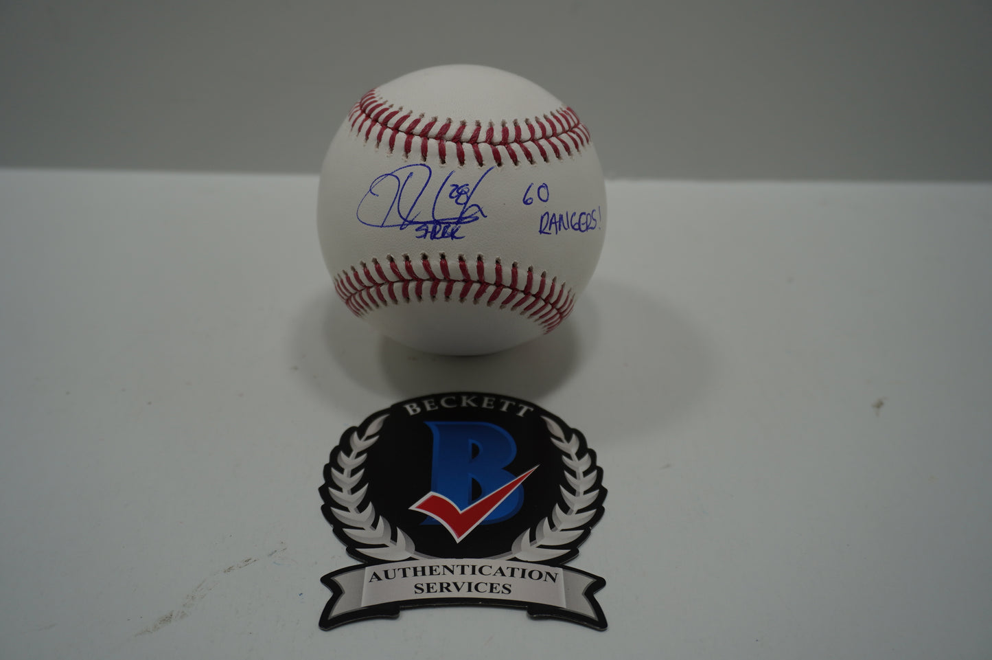 KEVIN MENCH SIGNED Rawlings OML BASEBALL TEXAS RANGERS BAS COA